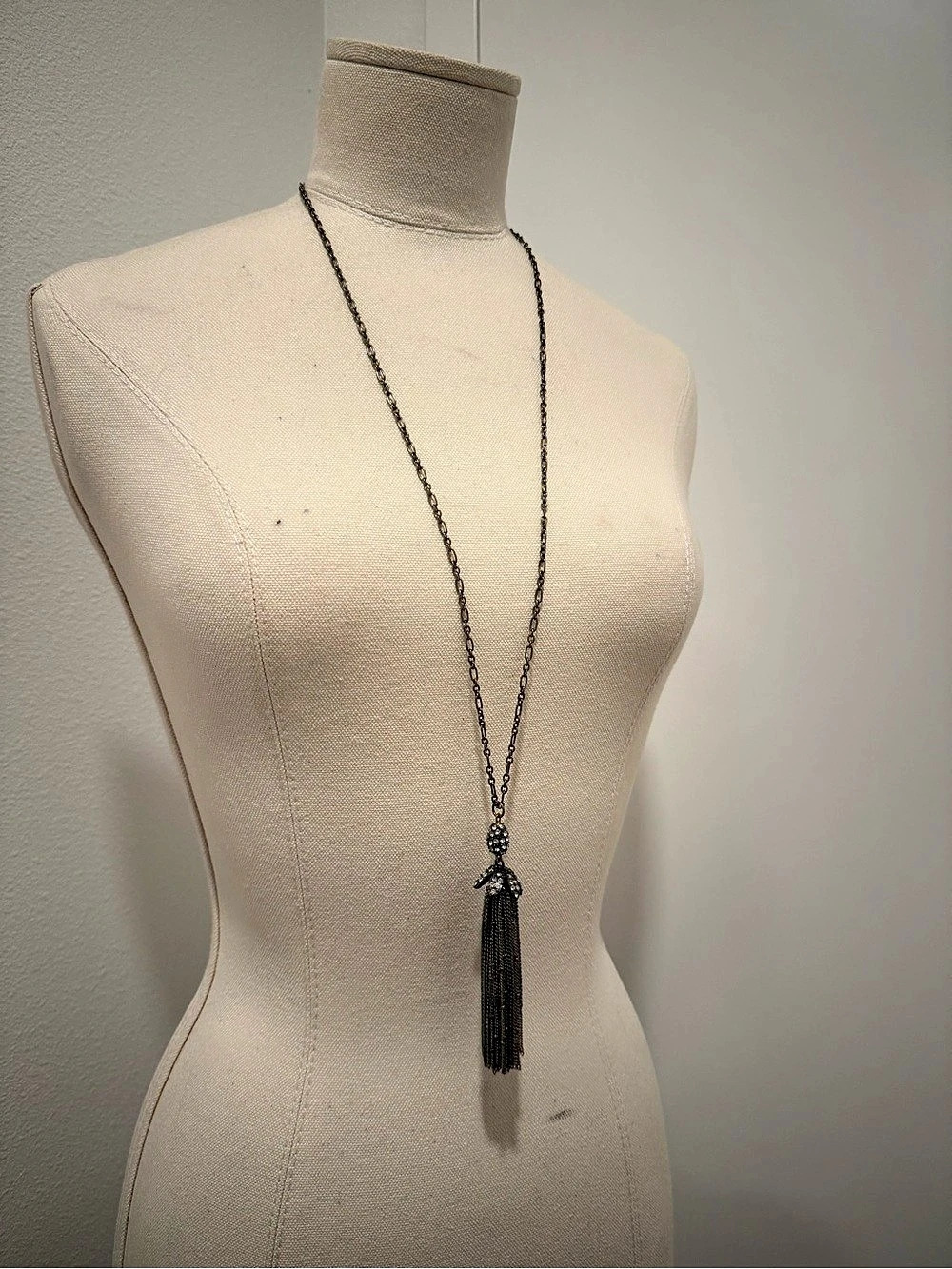 Black Tassel Pendant Necklace Like New